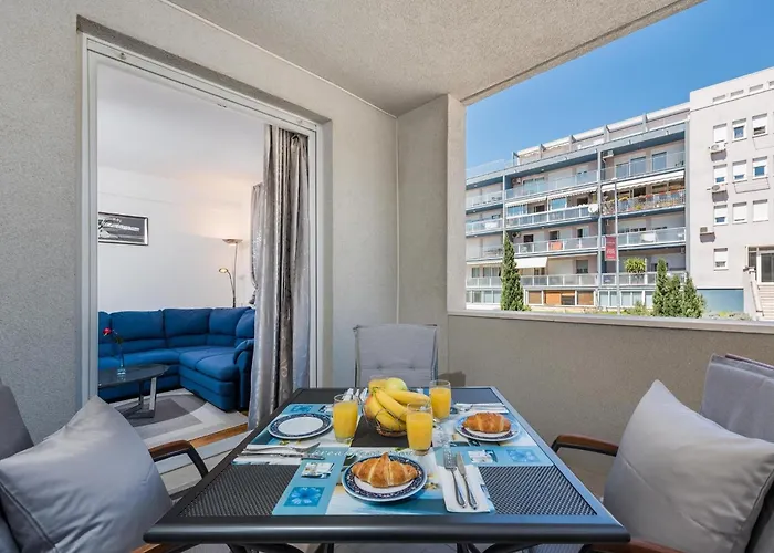 아파트 Blue Lagoon St - One Bedroom